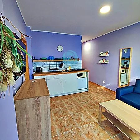 Bravo 5 - Sunny Center דירה *